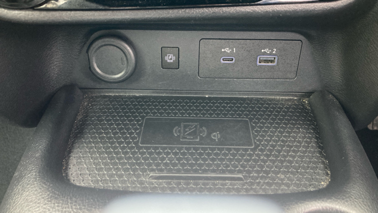 Nissan Juke 1.0 DiG-T N-Connecta 5dr DCT Petrol Hatchback